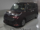 Toyota TANK M900A