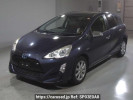 Toyota Aqua NHP10