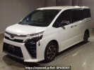 Toyota Voxy ZRR80W