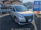 Toyota Noah ZRR80G