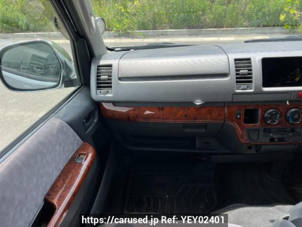 Used 2004 AT toyota hiace-van KDH205V Image[19]
