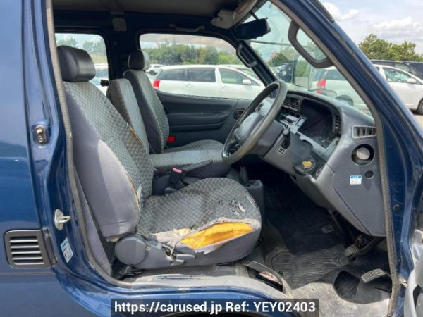 Used 2004 MT toyota regiusace-van LH172V Image[10]