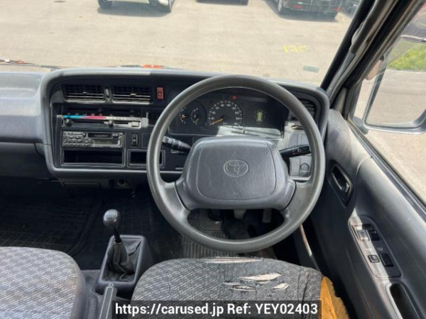 Used 2004 MT toyota regiusace-van LH172V Image[15]