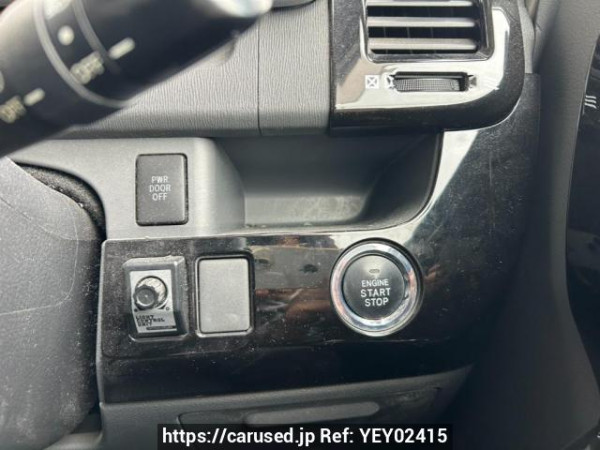 Used 2009 AT toyota voxy ZRR70W Image[27]