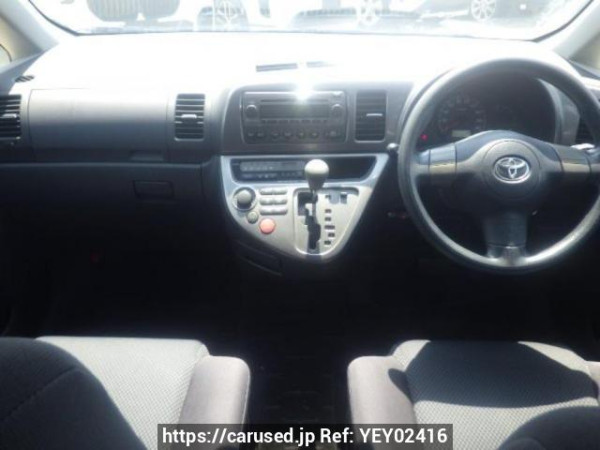 Used 2003 AT toyota wish ZNE10G Image[16]