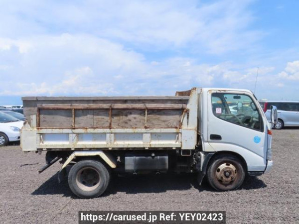 Used 2000 MT hino dutro XZU322T Image[7]
