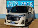 Toyota Roomy M900A