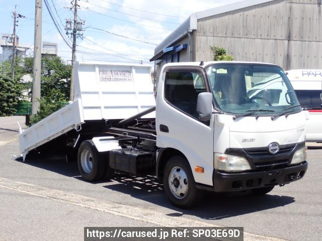 2011 Hino DUTRO XZU620T