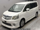Toyota Noah ZRR70W