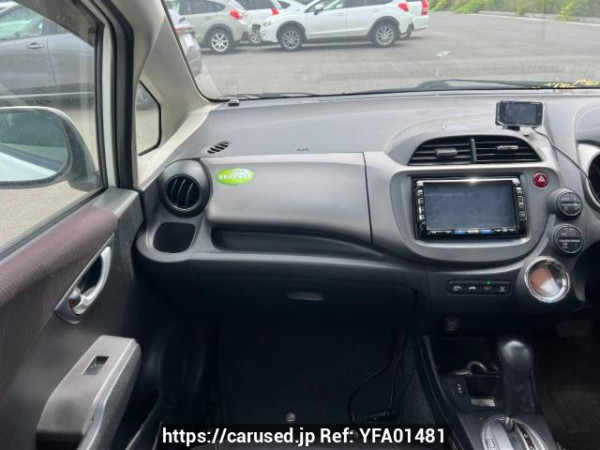 Used 2011 AT honda fit GE9 Image[16]