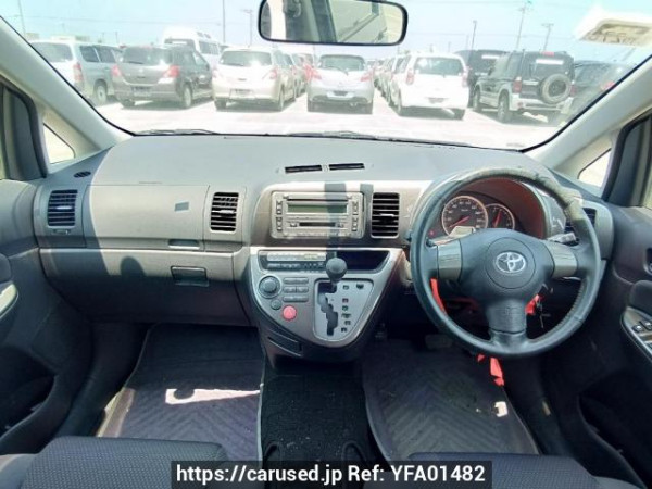 Used 2005 AT toyota wish ZNE10G Image[17]