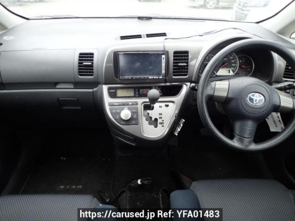 Used 2006 AT toyota wish ZNE10G Image[16]