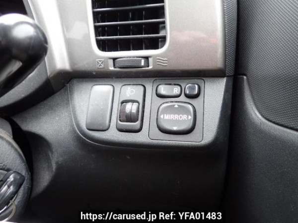 Used 2006 AT toyota wish ZNE10G Image[25]