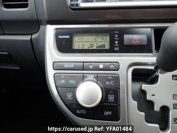 Used 2005 AT toyota wish ZNE10G Image[21]