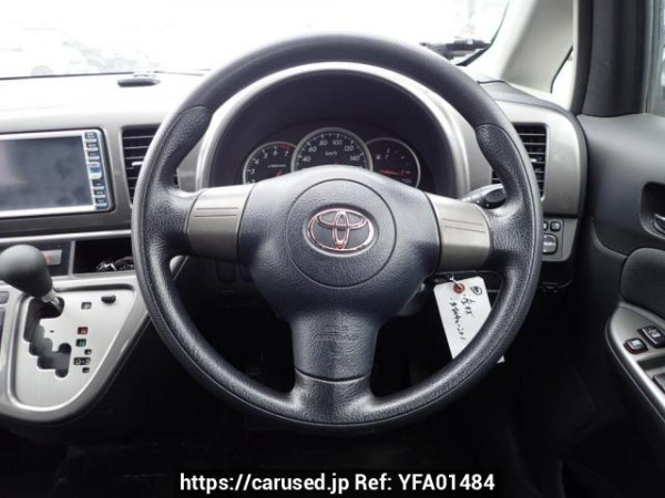 Used 2005 AT toyota wish ZNE10G Image[22]