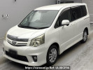 Toyota Noah ZRR75W