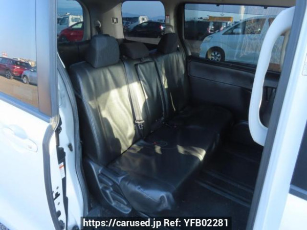 Used 2015 AT toyota noah ZRR80G Image[18]