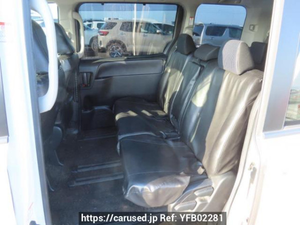 Used 2015 AT toyota noah ZRR80G Image[19]