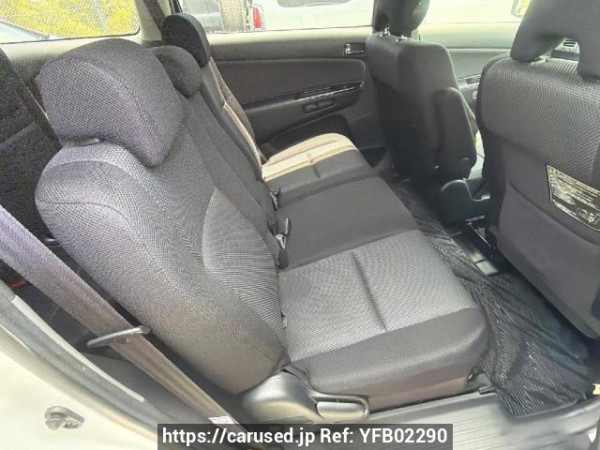 Used 2004 AT toyota wish ZNE10G Image[9]