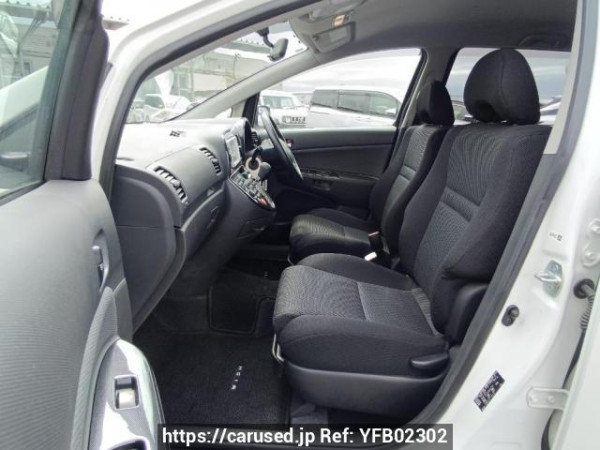 Used 2005 AT toyota wish ZNE10G Image[13]