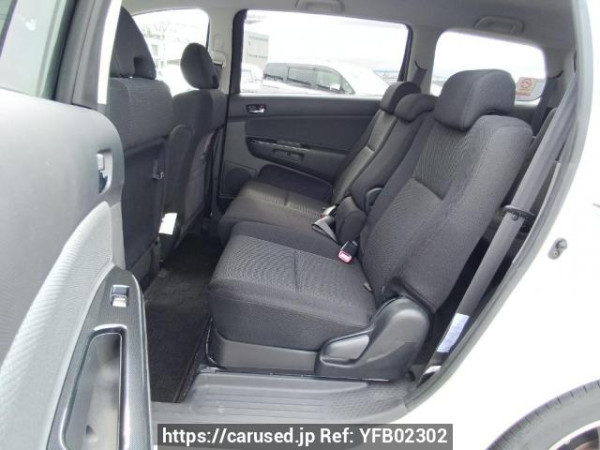 Used 2005 AT toyota wish ZNE10G Image[15]