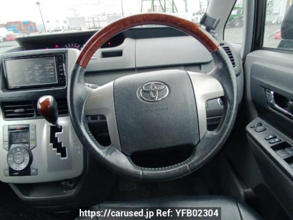 Used 2009 AT toyota noah ZRR70G Image[18]