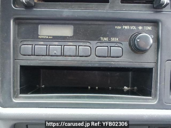 Used 1999 AT toyota hiace-wagon RZH111G Image[23]