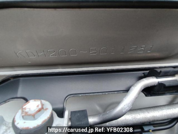 Used 2006 AT toyota regiusace-van KDH200V Image[11]