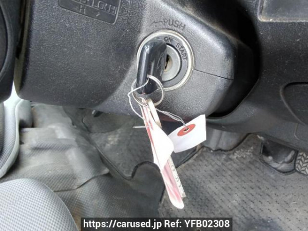 Used 2006 AT toyota regiusace-van KDH200V Image[24]