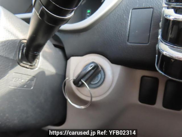 Used 2004 AT toyota hilux-surf RZN215W Image[26]