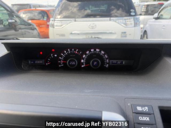 Used 2009 AT toyota voxy ZRR70W Image[13]