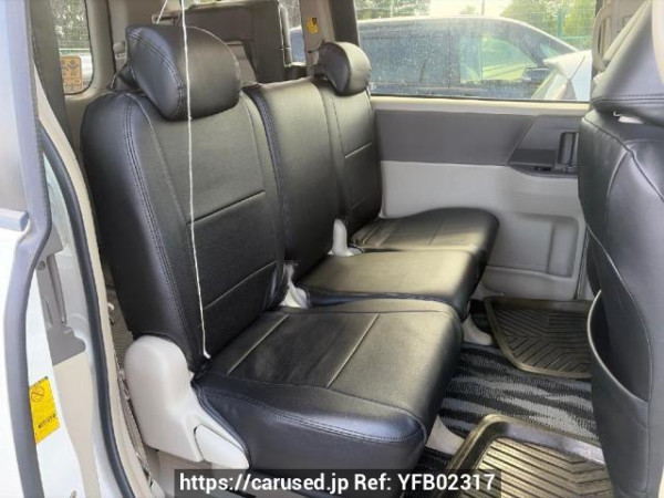 Used 2009 AT toyota noah ZRR70G Image[9]