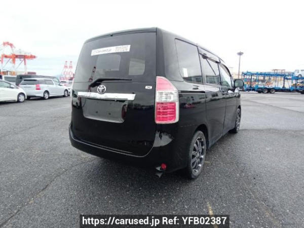 Used 2008 AT toyota noah ZRR70G Image[6]