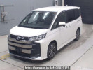 Toyota Noah MZRA90W