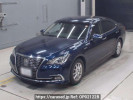 Toyota Crown Hybrid AWS210