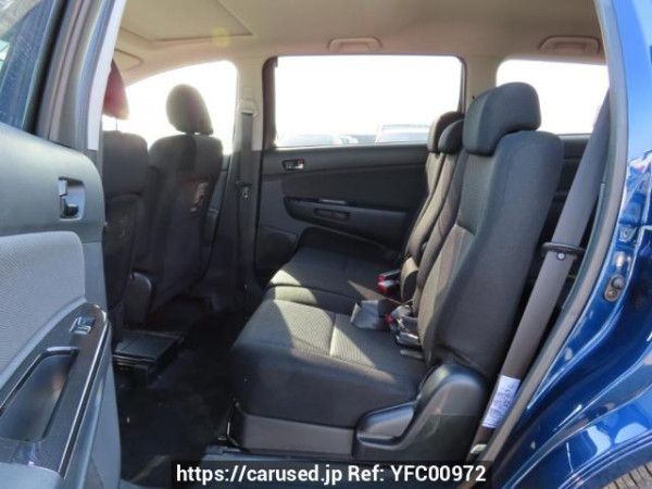 Used 2004 AT toyota wish ZNE10G Image[18]