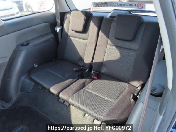Used 2004 AT toyota wish ZNE10G Image[19]