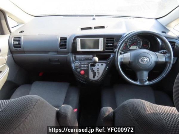 Used 2004 AT toyota wish ZNE10G Image[21]