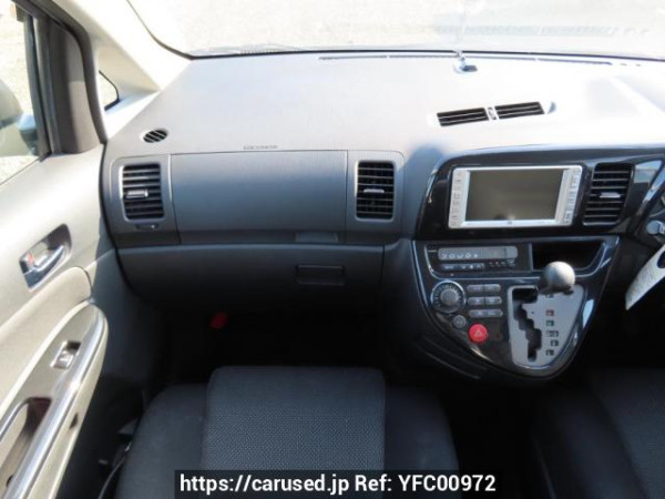 Used 2004 AT toyota wish ZNE10G Image[22]