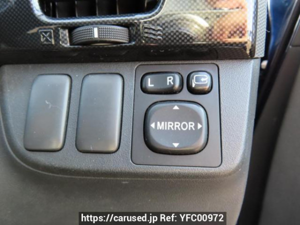 Used 2004 AT toyota wish ZNE10G Image[29]