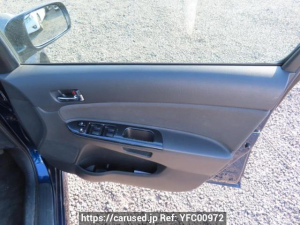 Used 2004 AT toyota wish ZNE10G Image[32]