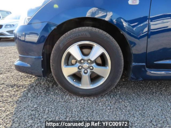 Used 2004 AT toyota wish ZNE10G Image[35]