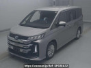 Toyota Noah ZWR90W