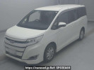 Toyota Noah ZRR80G
