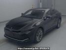 Toyota Crown Crossover AZSH35