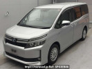 Toyota Voxy ZWR80G