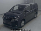Toyota Voxy ZWR80G