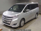 Toyota Noah ZRR80G