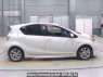 Used 2012 AT toyota aqua NHP10 Image[2]