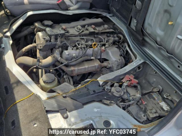Used 2005 AT toyota regiusace-van KDH205V Image[9]